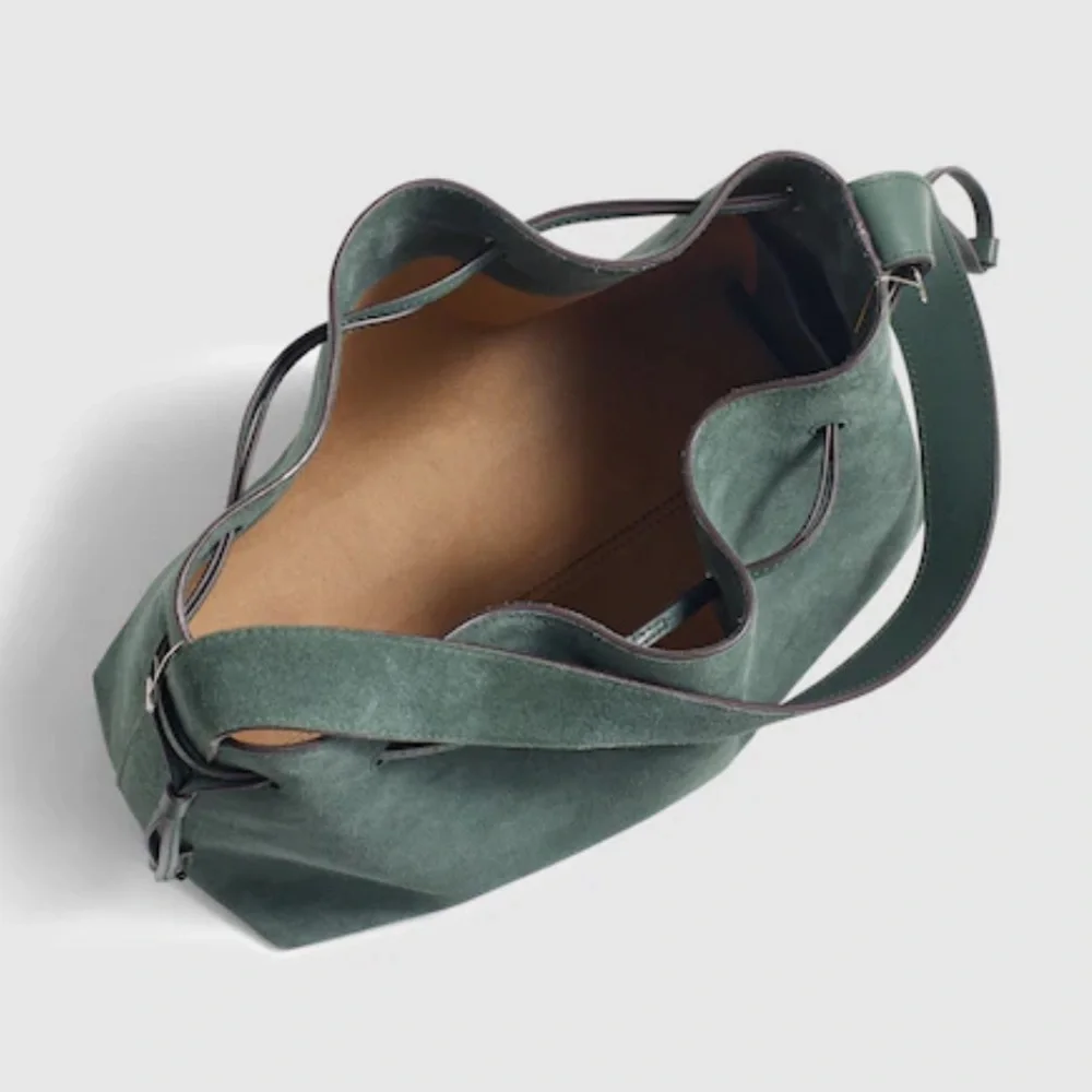 NWT Madewell Drawstring Shoulder Bag - Picture 2 of 4